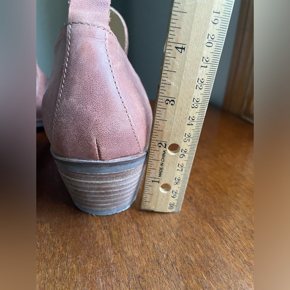 Lucky Brand Size 10 M Leather Slip on Tan Booties Shoes - Picture 11 of 13